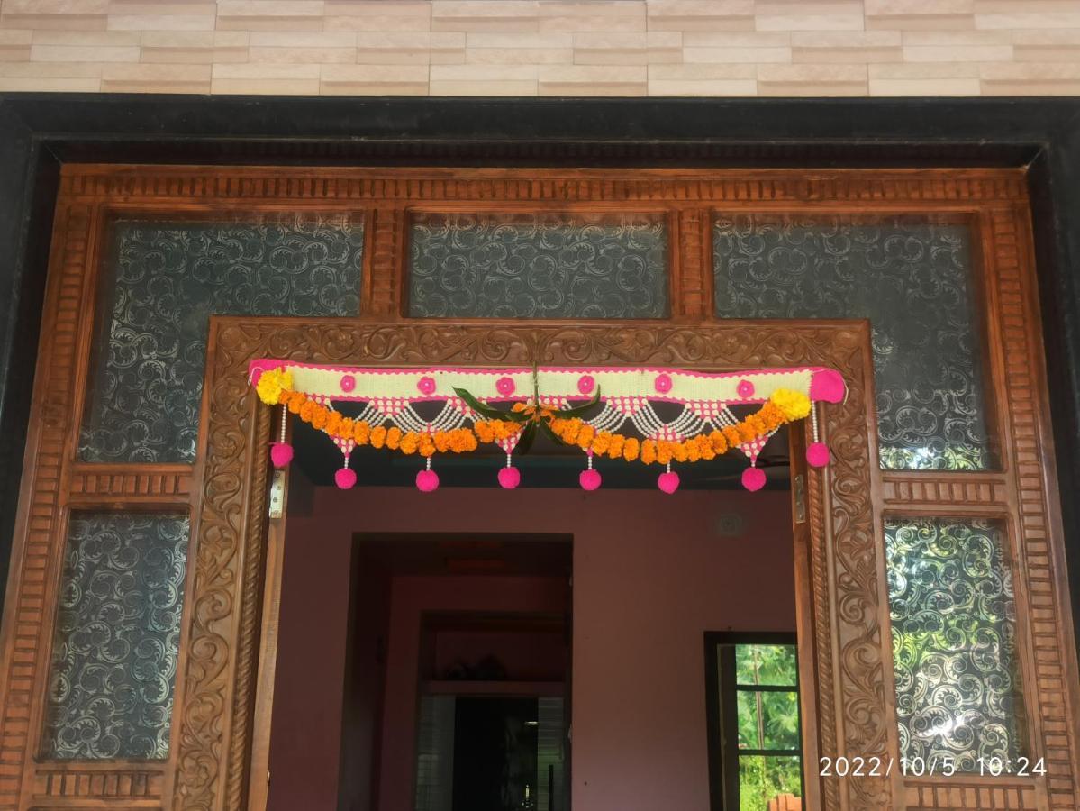 Priyansh Home Stay Harihareshwar Ngoại thất bức ảnh